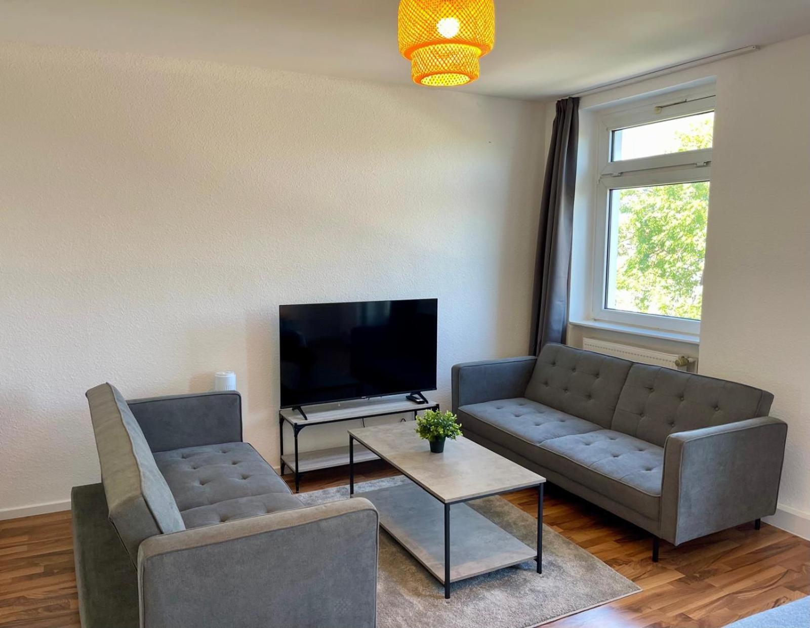 Raha Apartments - Ihr Komfortables Zuhause - Garten - Vollausstattung - Balkon - Parkplatz คาสเซล ภายนอก รูปภาพ