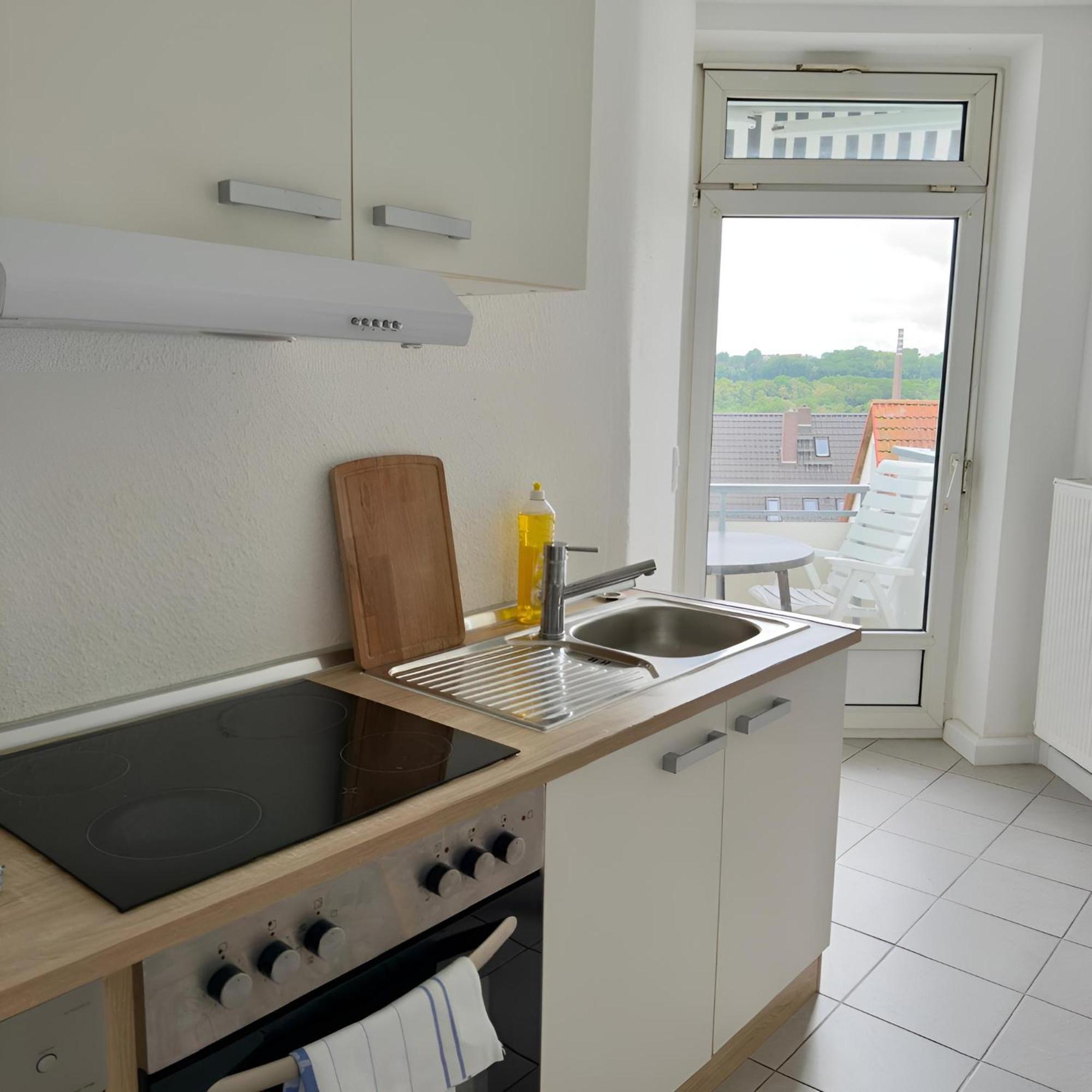 Raha Apartments - Ihr Komfortables Zuhause - Garten - Vollausstattung - Balkon - Parkplatz คาสเซล ภายนอก รูปภาพ
